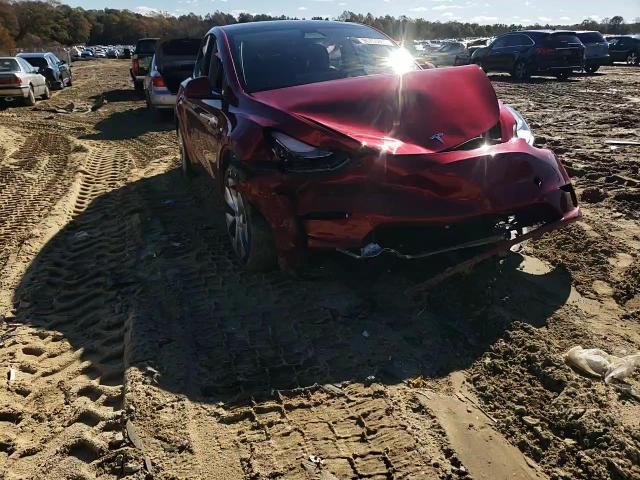 2024 Tesla Model Y VIN: 7SAYGDEE8RA260929 Lot: 90700865