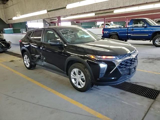 2024 Chevrolet Trax Ls VIN: KL77LFE27RC106151 Lot: 81932005