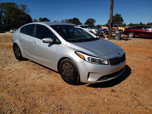2017 Kia Forte Lx VIN: 3KPFK4A72HE110333 Lot: 82594525