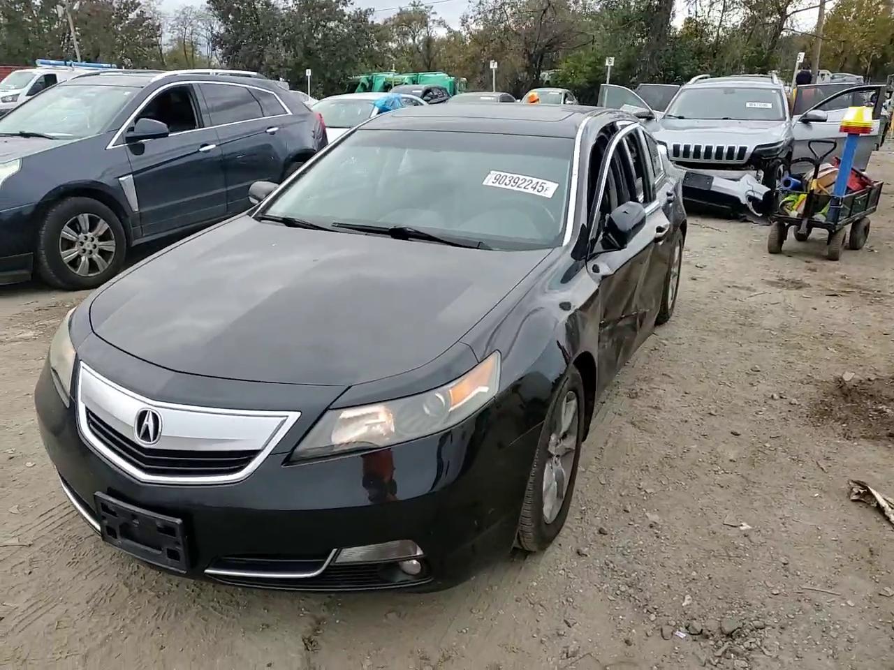 Фото: 19UUA8F54EA005737