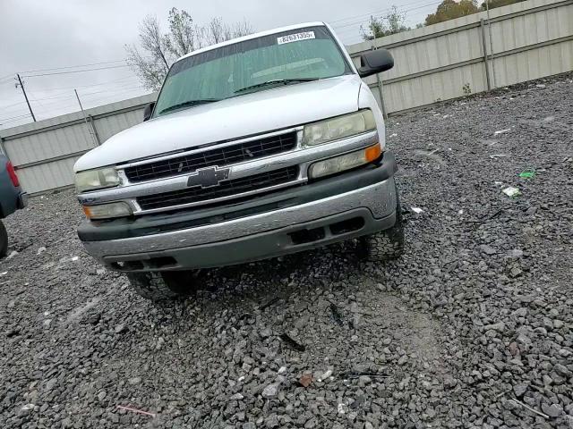 2003 Chevrolet Tahoe C1500 VIN: 1GNEC13Z63R148013 Lot: 82631355