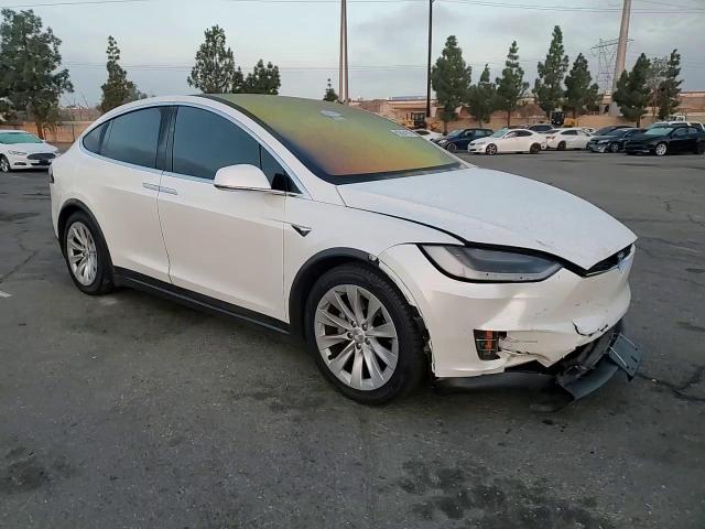 2016 Tesla Model X VIN: 5YJXCAE24GF020639 Lot: 82604195