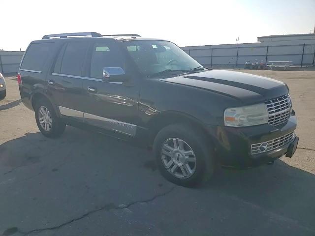 2011 Lincoln Navigator VIN: 5LMJJ2H50BEJ04838 Lot: 90688845