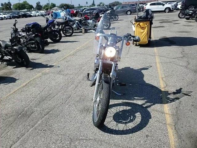 2008 Harley-Davidson Xl1200 C VIN: 1HD1CT3398K422480 Lot: 80699525