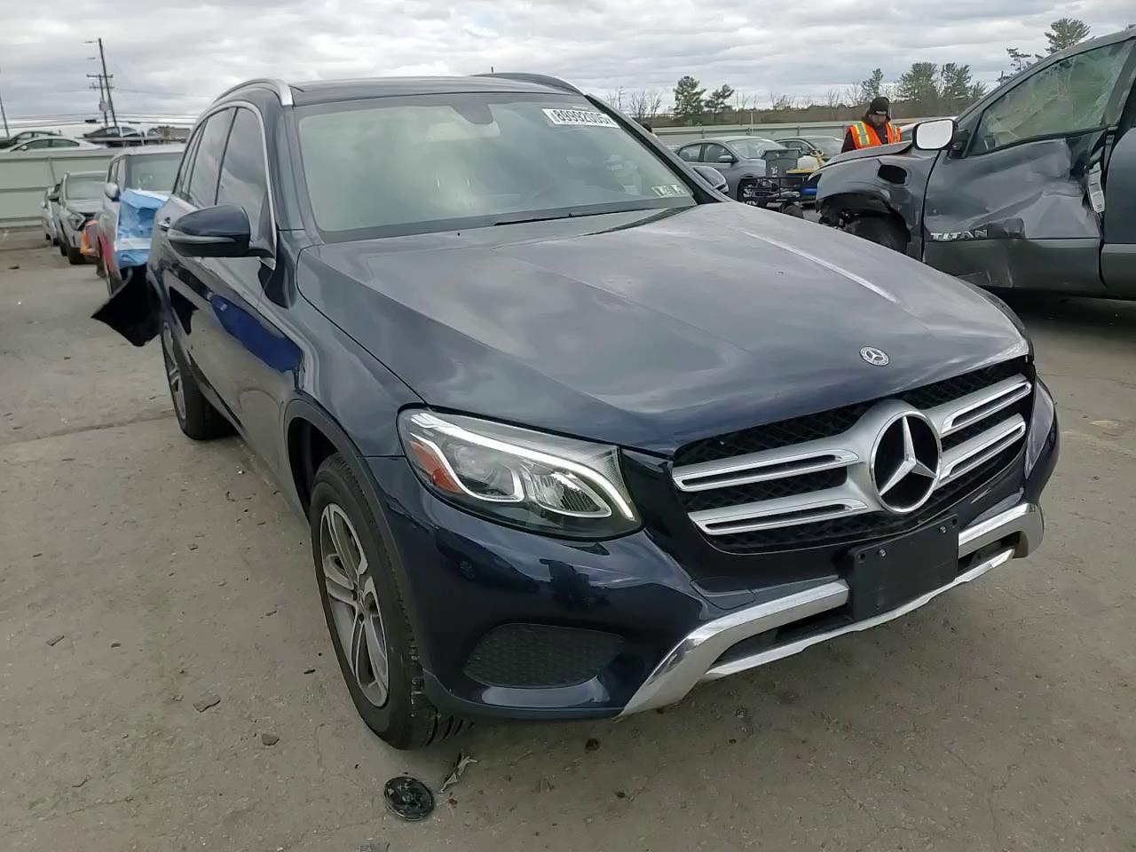 Фото: WDC0G4KB8KV161858