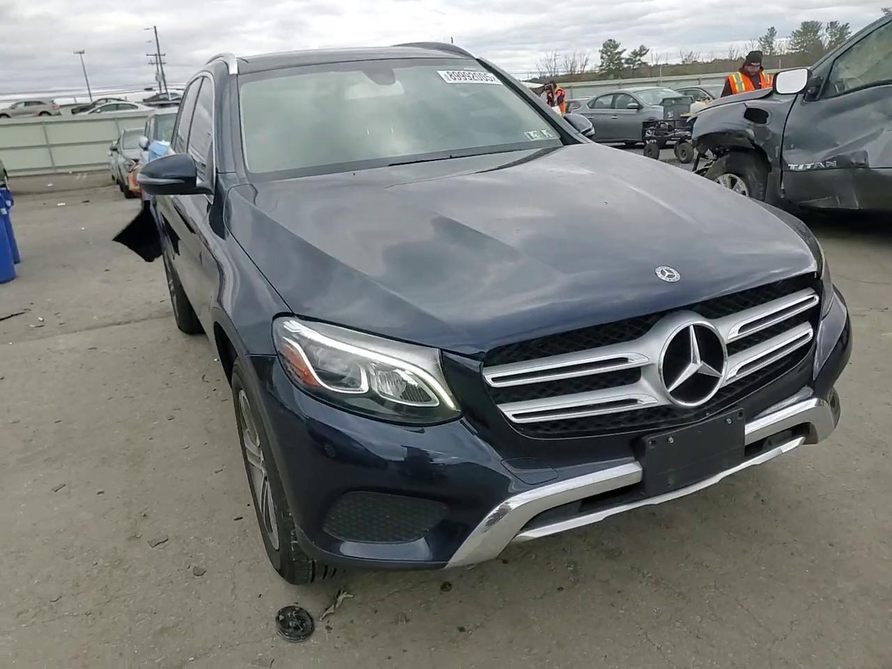 Фото: WDC0G4KB8KV161858