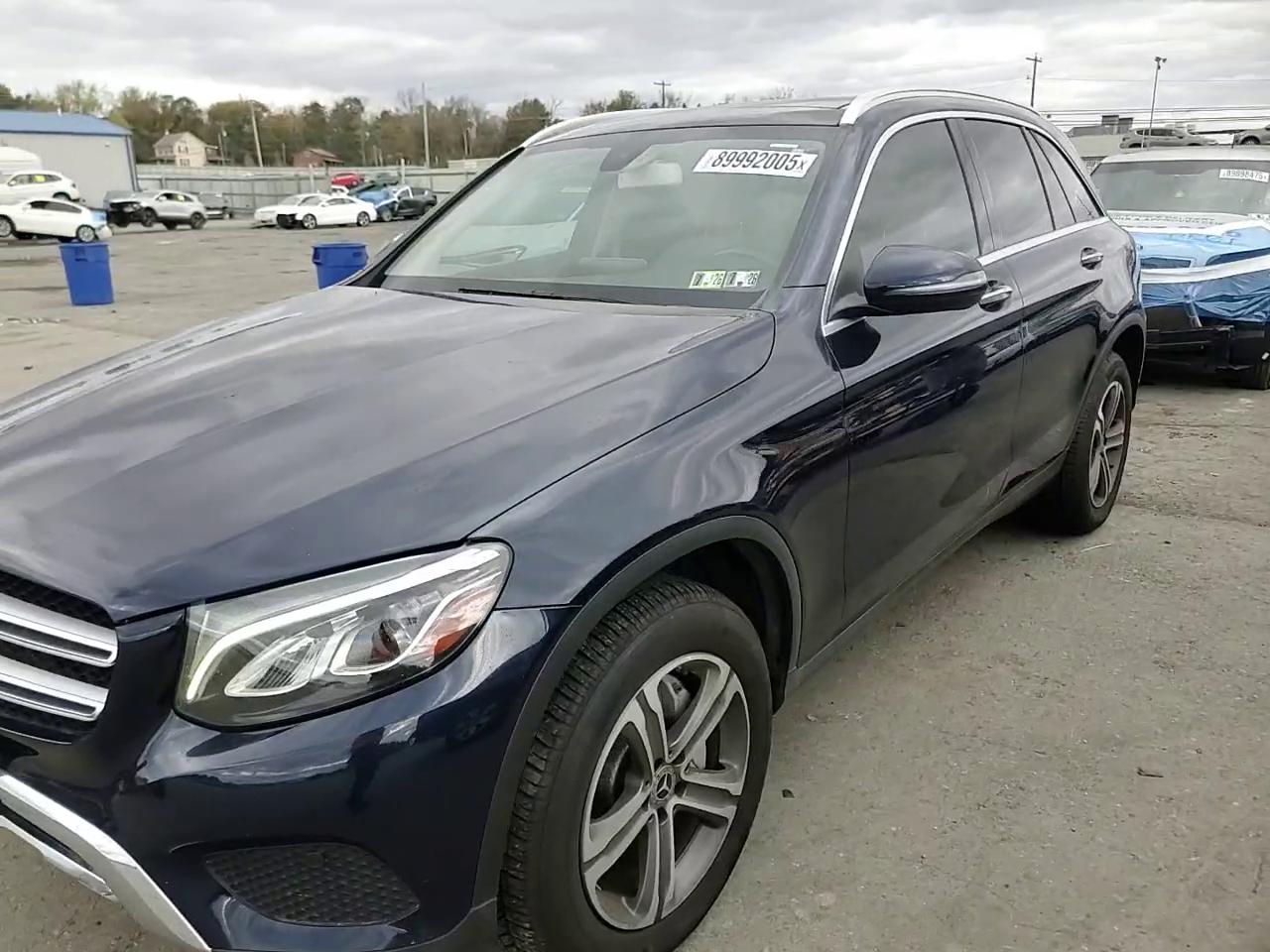 Фото: WDC0G4KB8KV161858