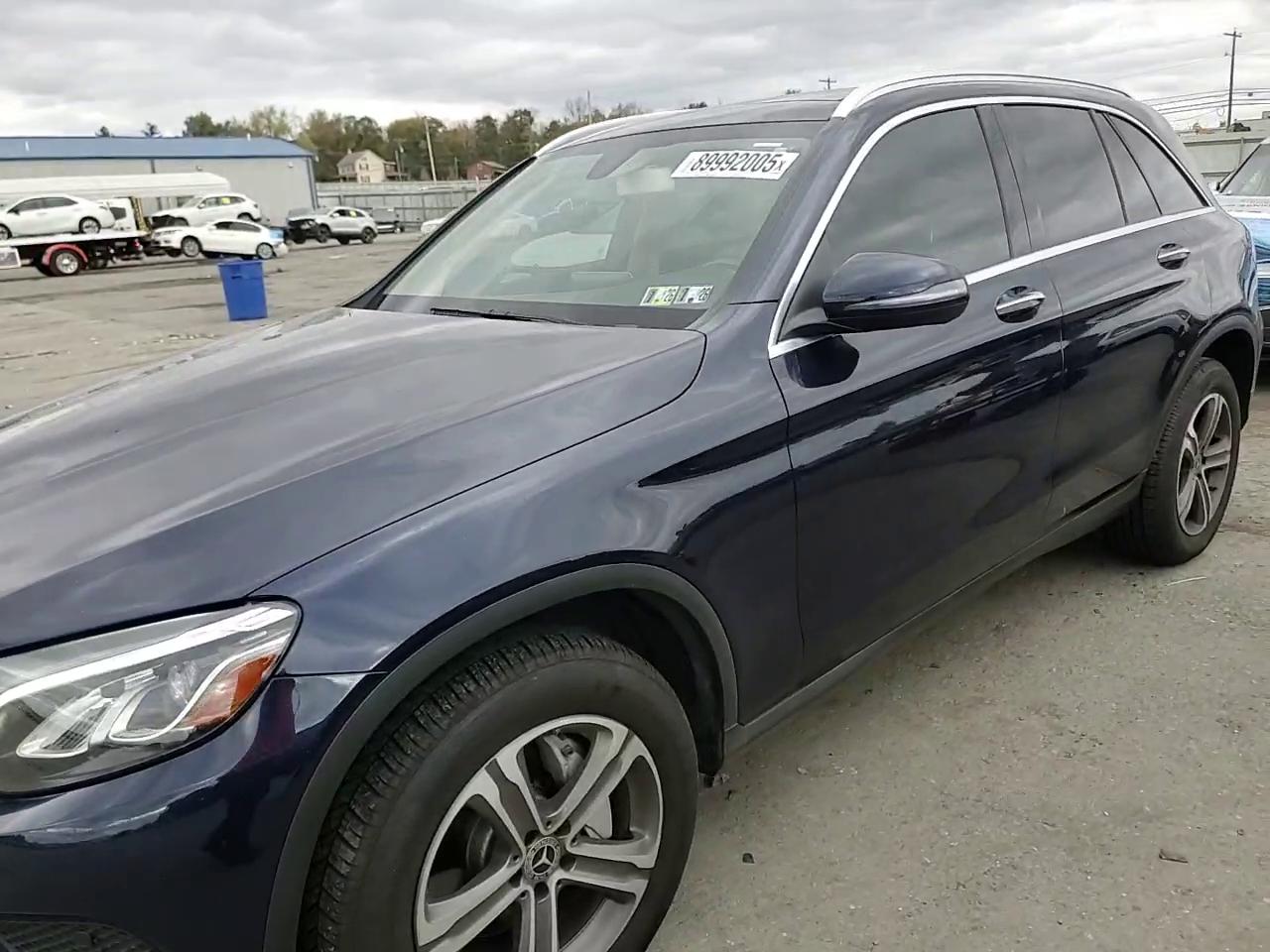 Фото: WDC0G4KB8KV161858