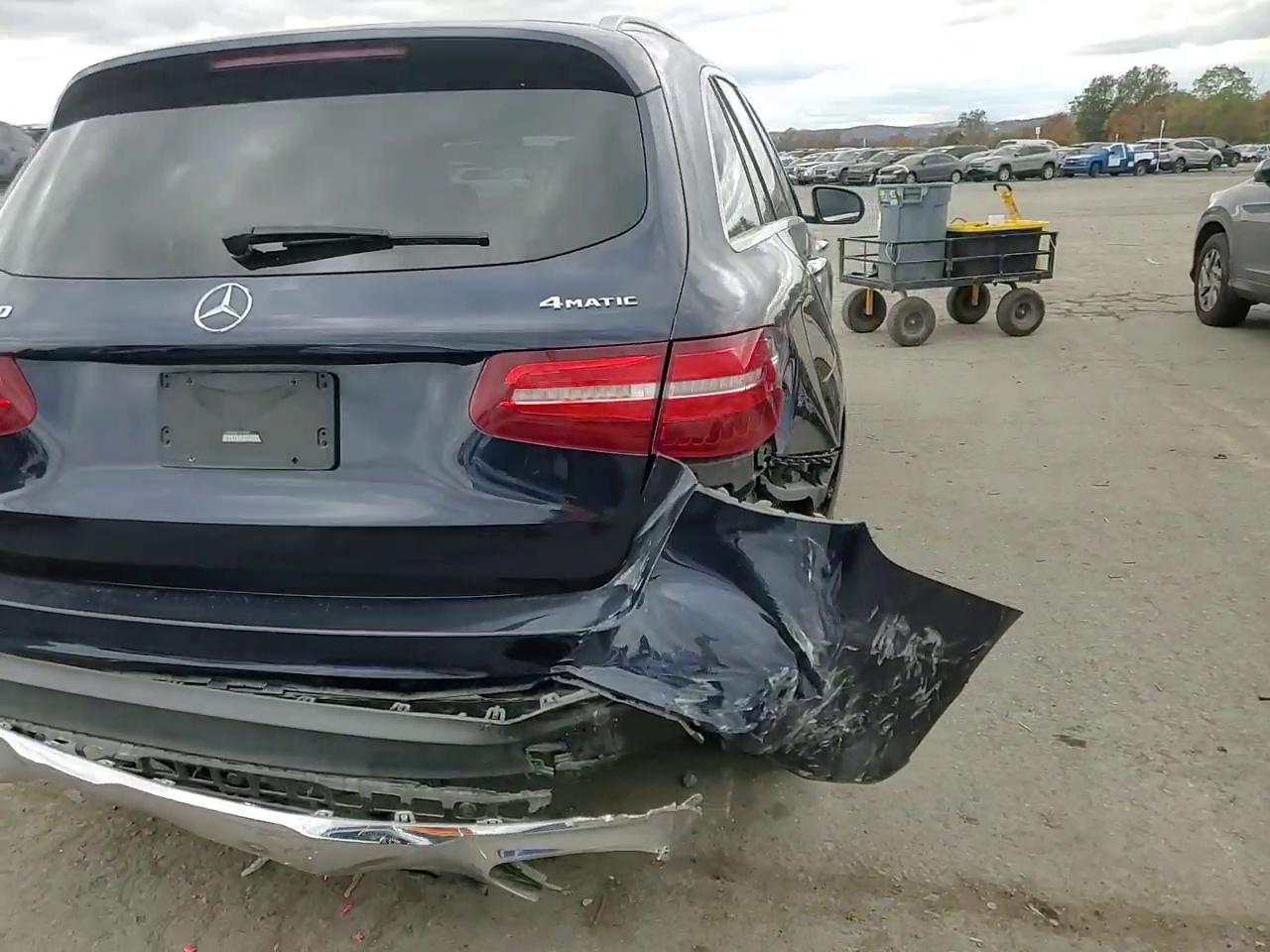 Фото: WDC0G4KB8KV161858