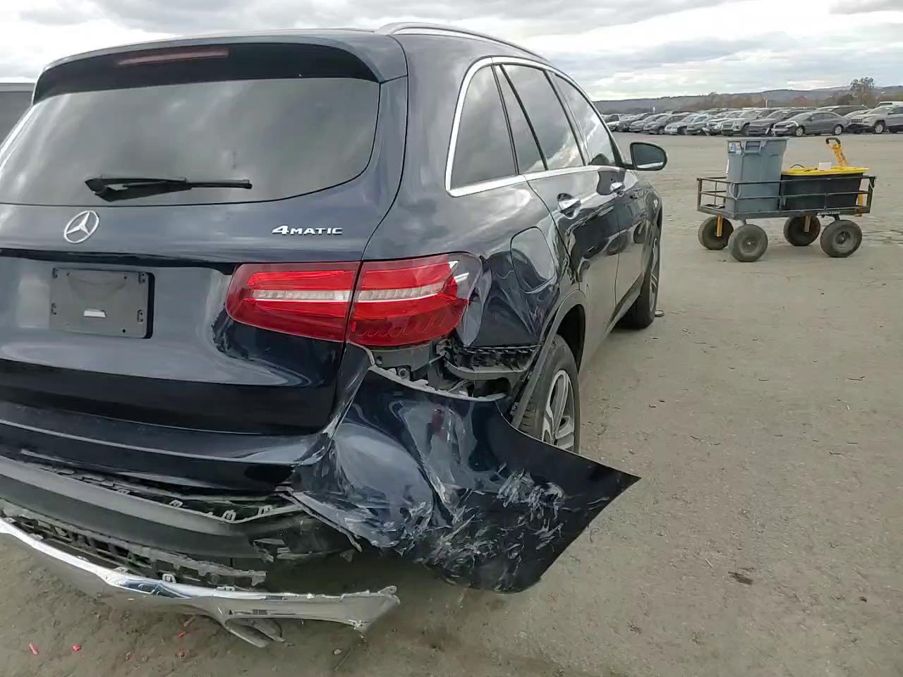 Фото: WDC0G4KB8KV161858