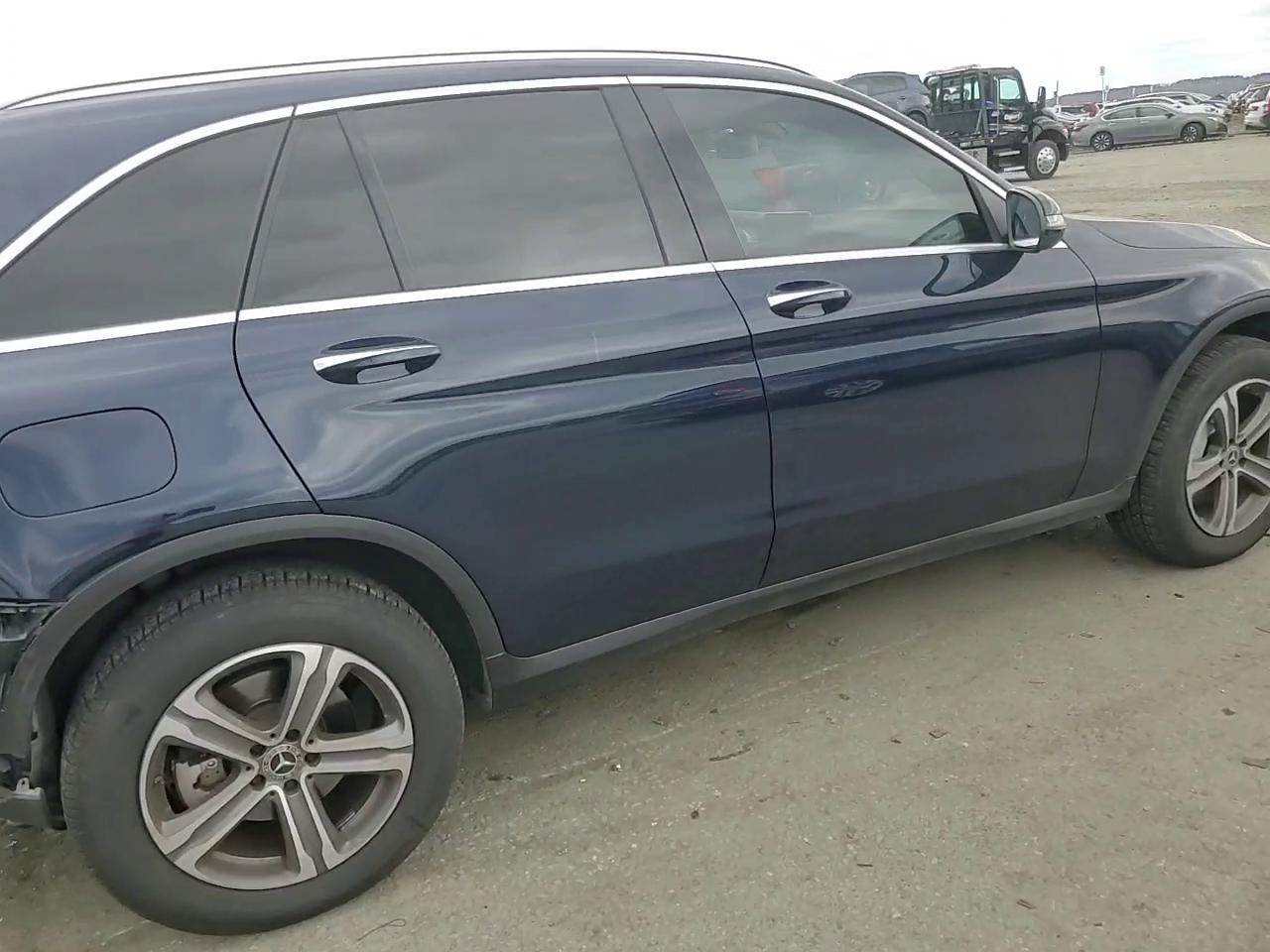 Фото: WDC0G4KB8KV161858