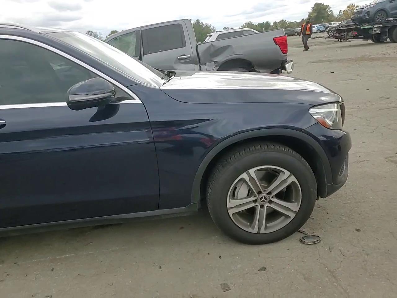 Фото: WDC0G4KB8KV161858