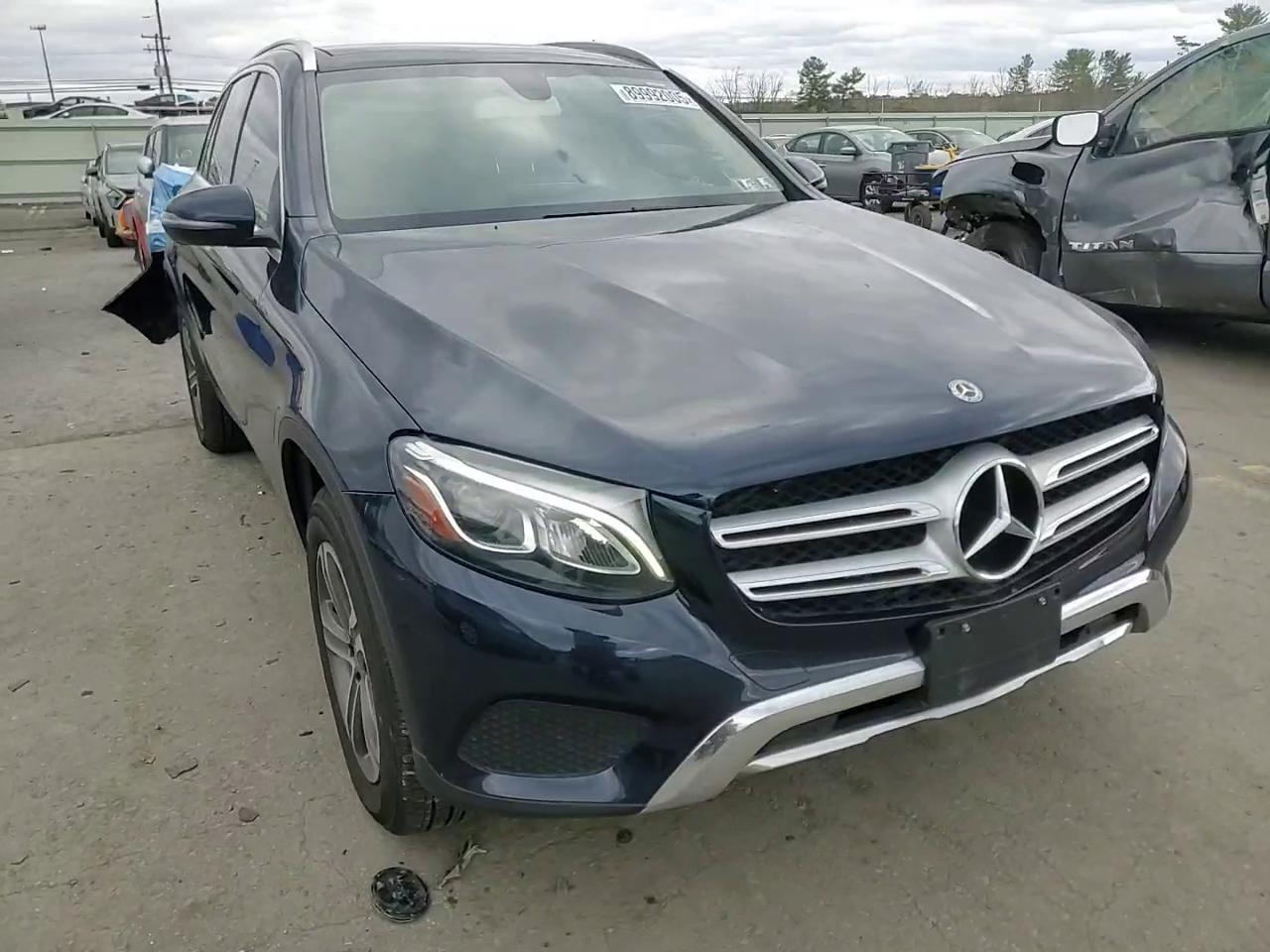 Фото: WDC0G4KB8KV161858