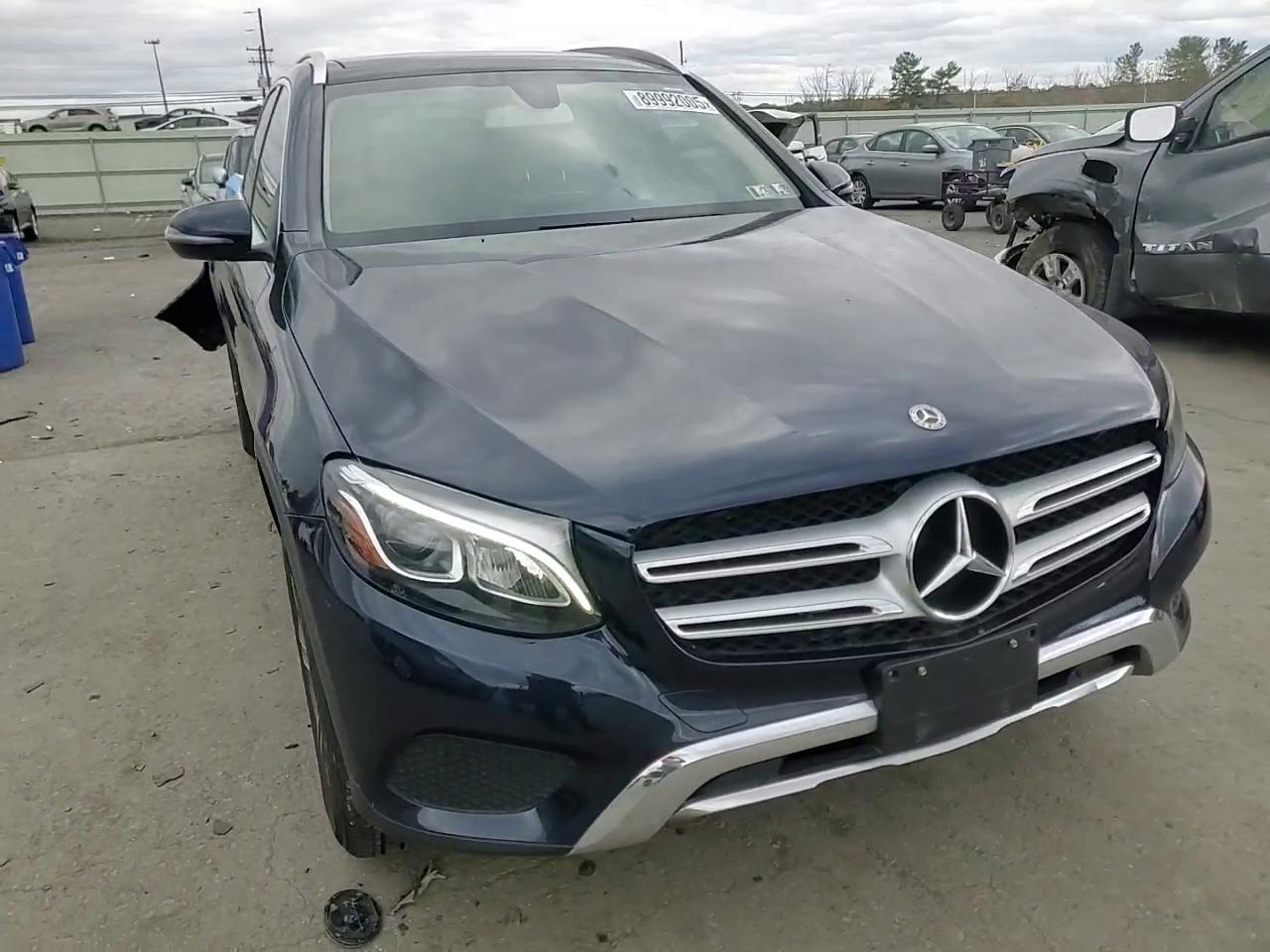 Фото: WDC0G4KB8KV161858