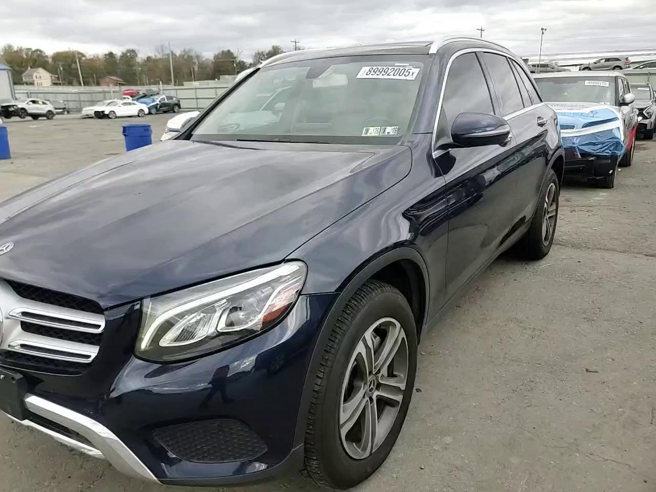 Фото: WDC0G4KB8KV161858