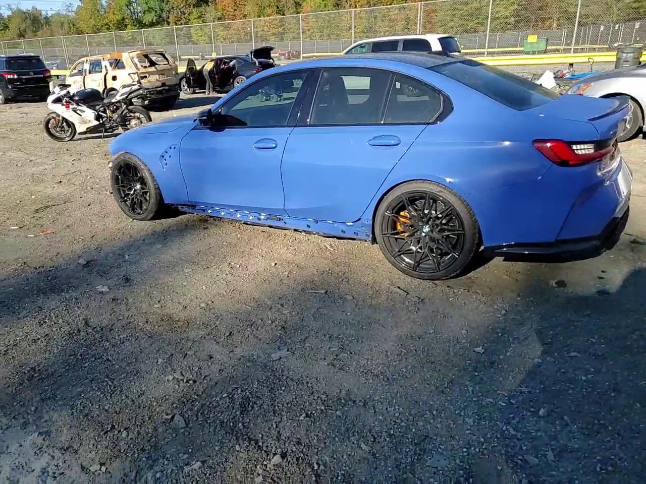 Фото: WBS33HJ03SFU84644