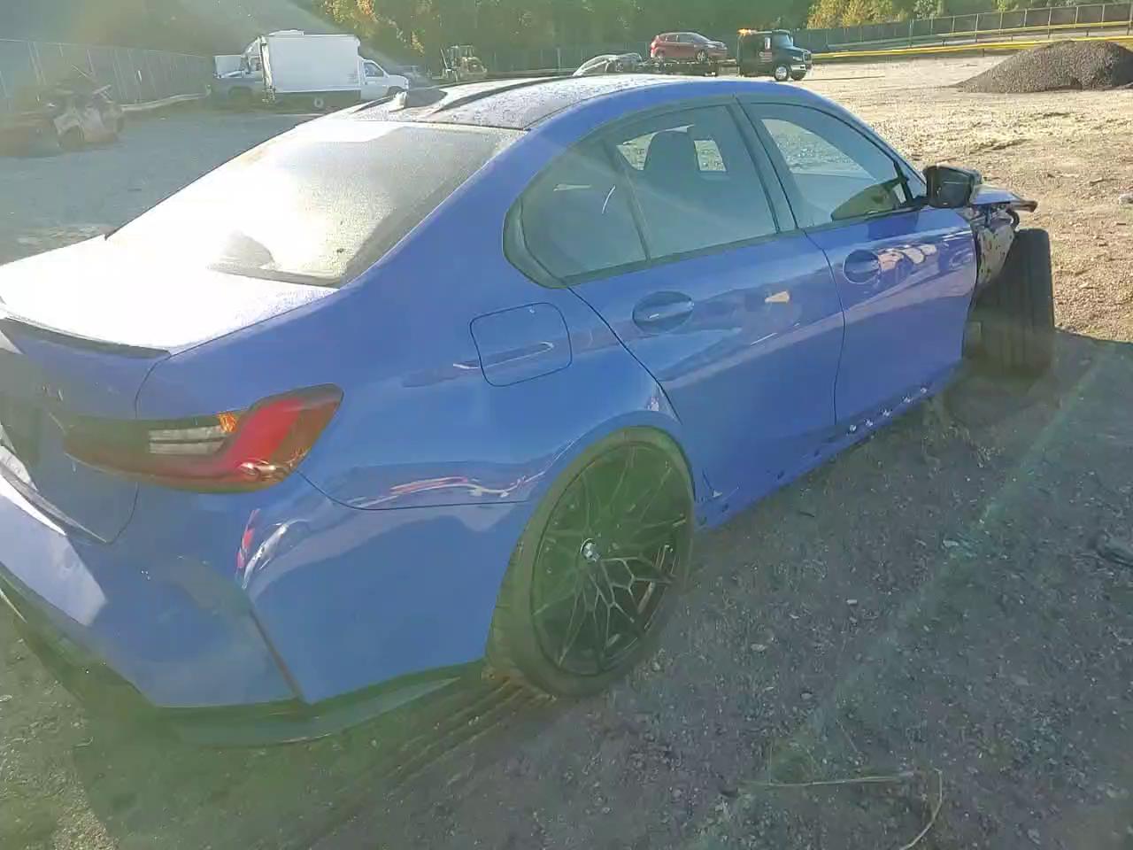 Фото: WBS33HJ03SFU84644