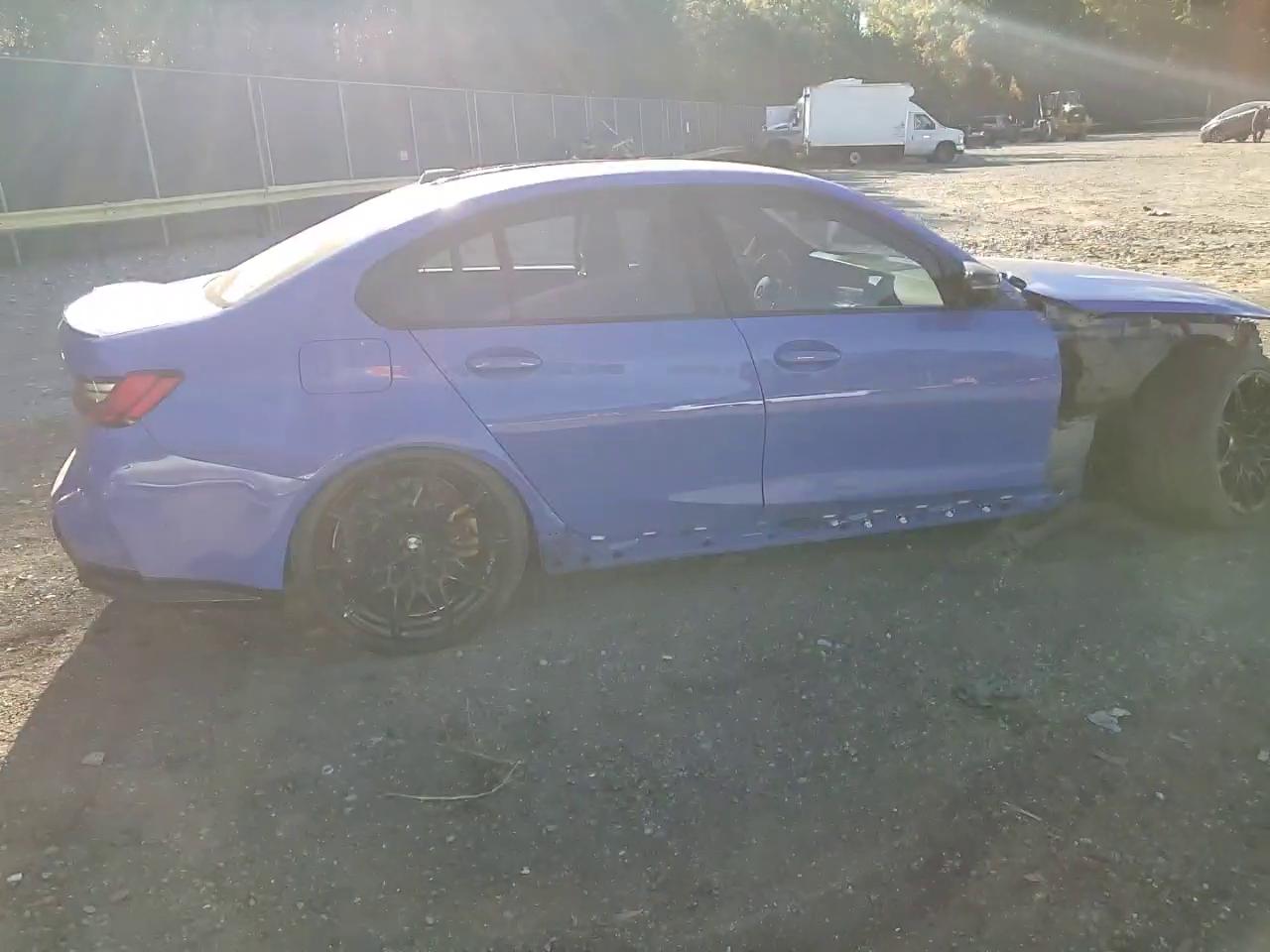 Фото: WBS33HJ03SFU84644