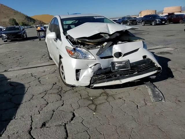 2015 Toyota Prius VIN: JTDKN3DU2F0484058 Lot: 90718795