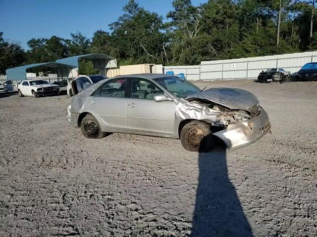 2003 Toyota Camry Le VIN: 4T1BE30K23U695877 Lot: 84781465
