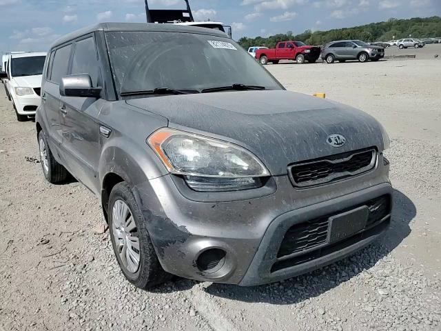2013 Kia Soul VIN: KNDJT2A52D7630651 Lot: 82174975