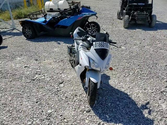 2018 Suzuki Gsx-S1000F A VIN: JS1GT7CB9J2100187 Lot: 81863195