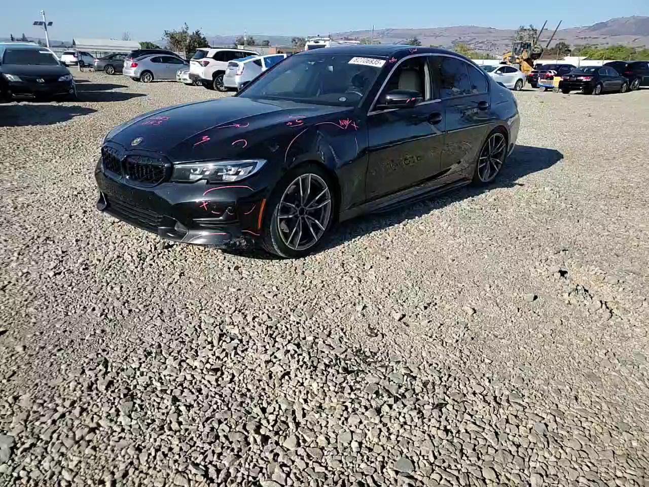 Фото: WBA5R1C55KFH17146