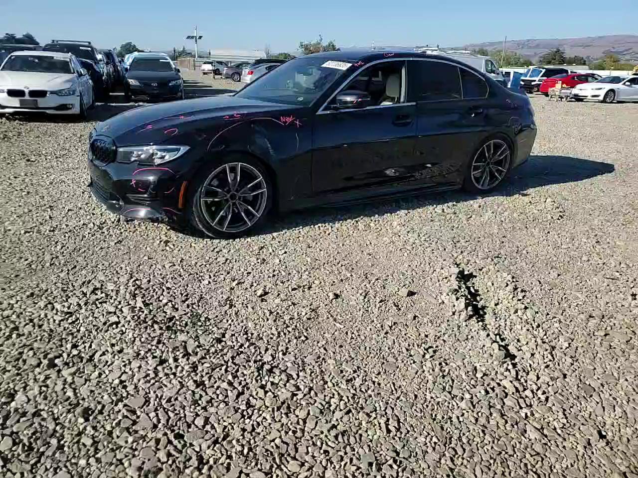 Фото: WBA5R1C55KFH17146