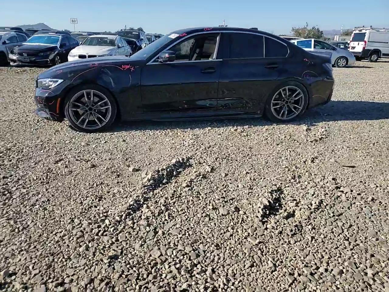 Фото: WBA5R1C55KFH17146