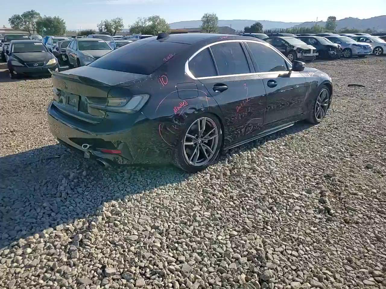 Фото: WBA5R1C55KFH17146