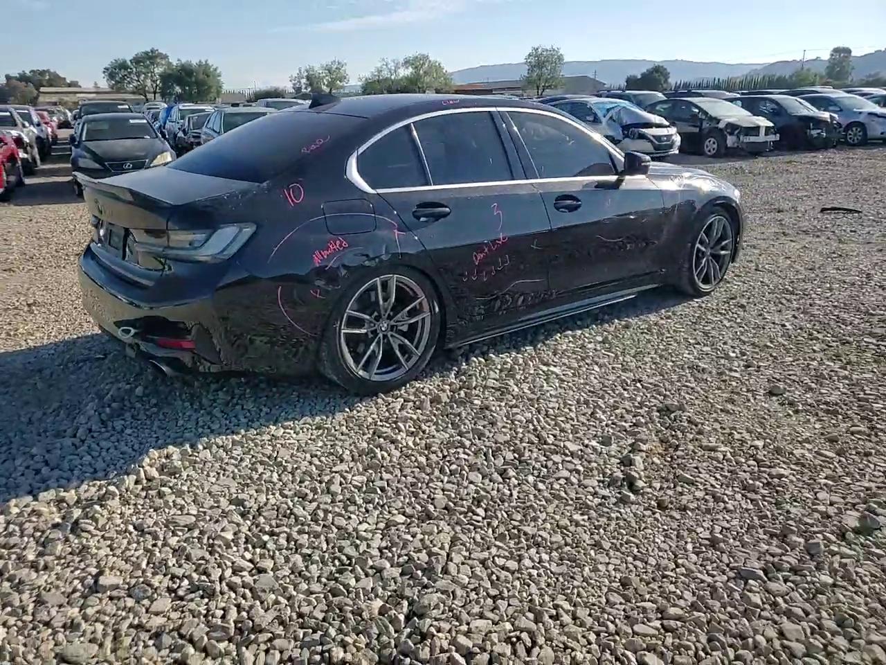 Фото: WBA5R1C55KFH17146