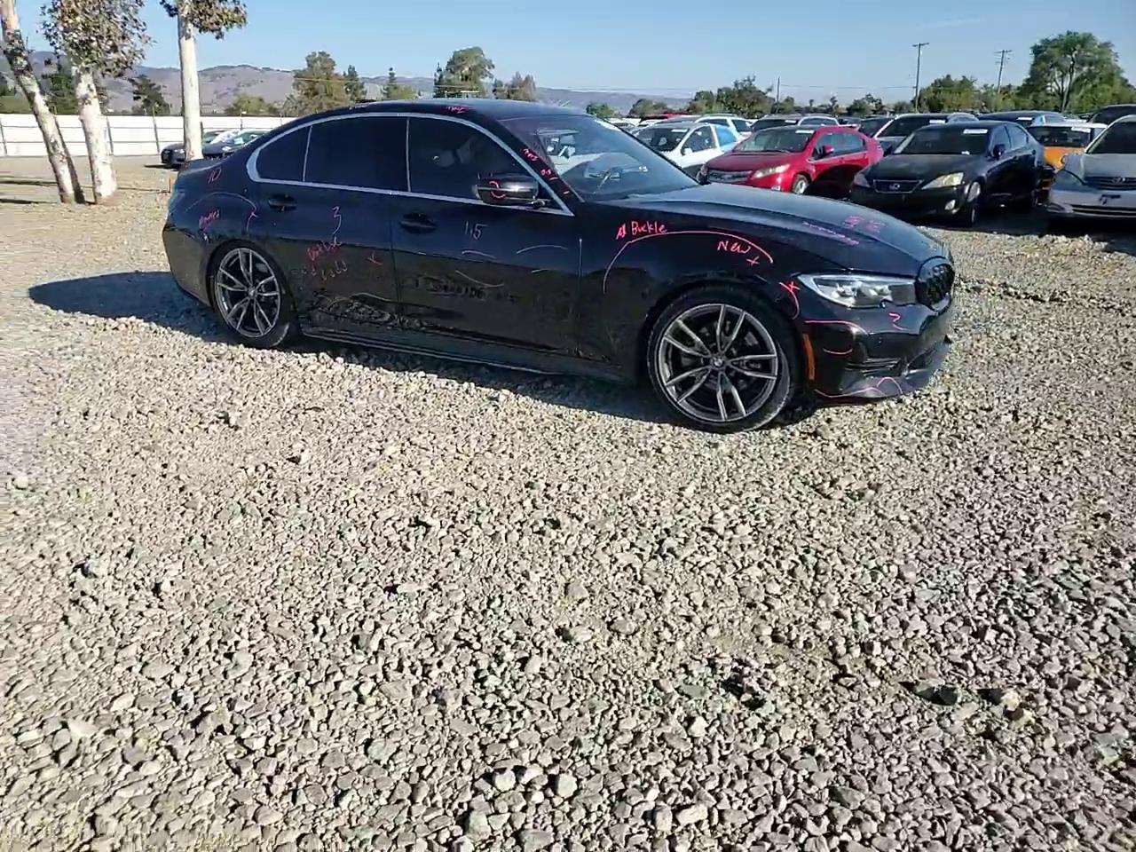 Фото: WBA5R1C55KFH17146