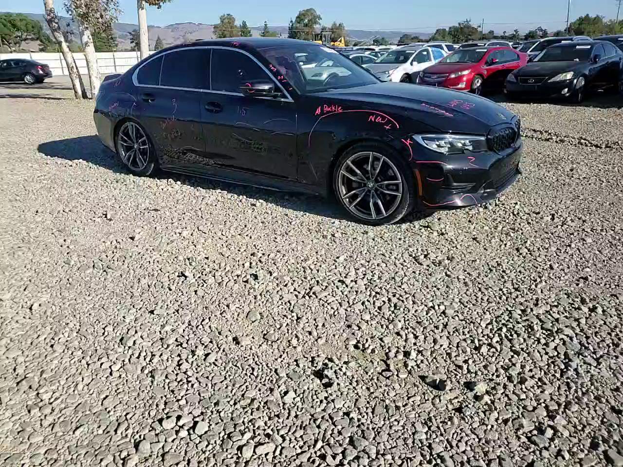 Фото: WBA5R1C55KFH17146