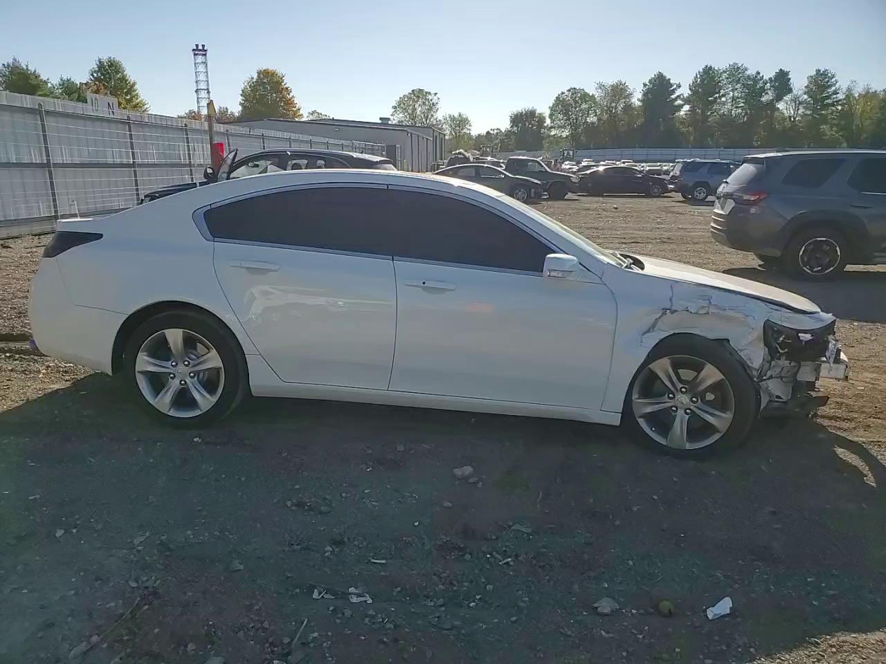 Фото: 19UUA9F57CA007162