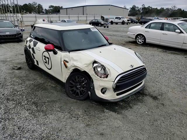 2016 Mini Cooper VIN: WMWXP5C53GT739898 Lot: 86093165