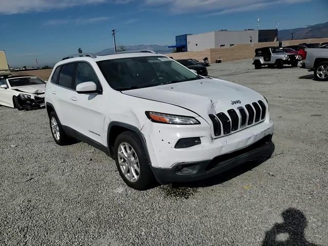 2015 Jeep Cherokee Latitude VIN: 1C4PJLCS8FW730545 Lot: 90337465