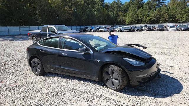 2019 Tesla Model 3 VIN: 5YJ3E1EB7KF197039 Lot: 87233865
