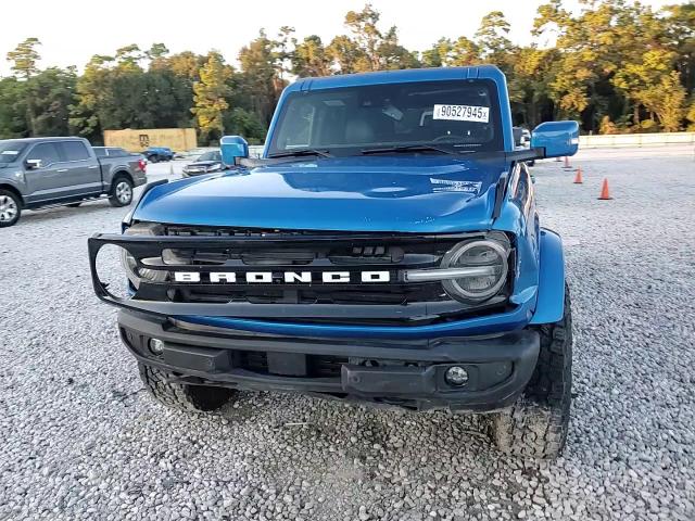 2022 Ford Bronco Base VIN: 1FMEE5BP2NLA72771 Lot: 90527945