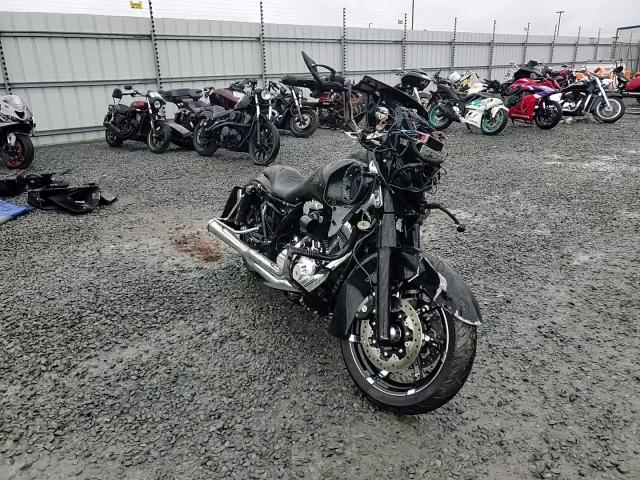 2012 Harley-Davidson Flhx Street Glide VIN: 1HD1KBM10CB631755 Lot: 90443725