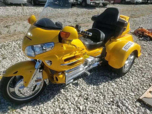 2010 Honda Gl1800 VIN: 1HFSC47G9AA906210 Lot: 82322135