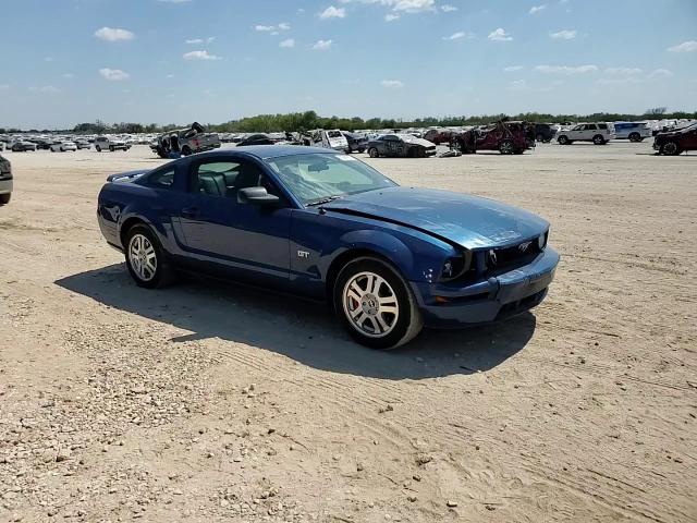 2007 Ford Mustang Gt VIN: 1ZVHT82H375275108 Lot: 81949785