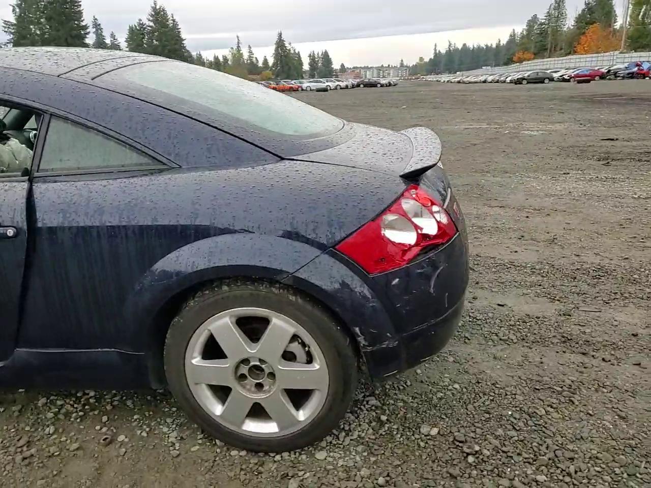 Фото: TRUWT28N121010553