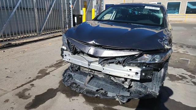 2020 Toyota Camry Le VIN: 4T1C11AK2LU381102 Lot: 87410105