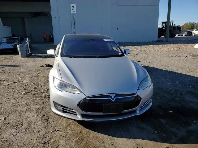 2013 Tesla Model S VIN: 5YJSA1CG8DFP09688 Lot: 89616545