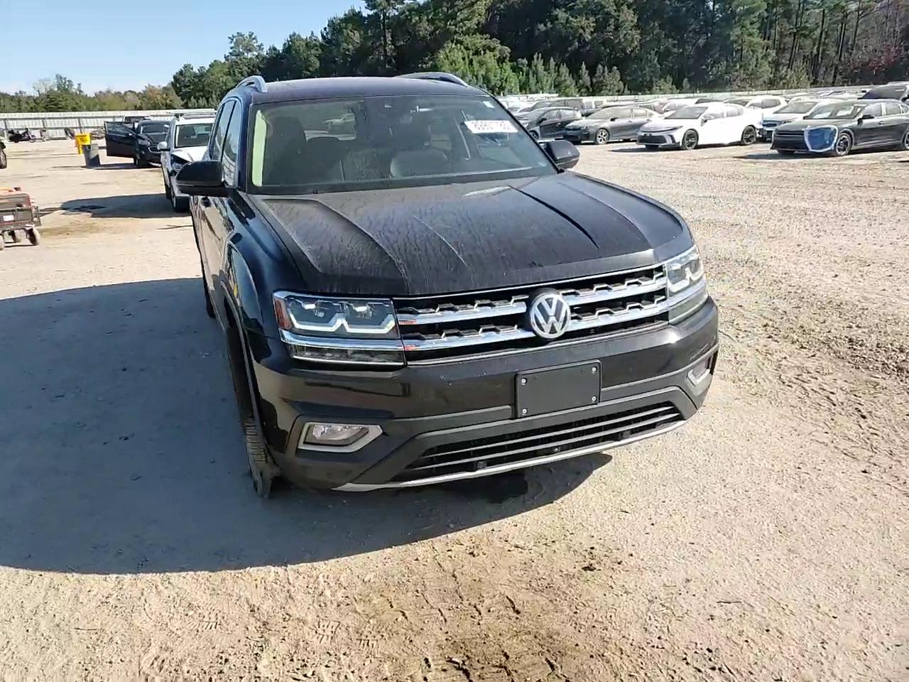 Фото: 1V2NR2CA5JC502416