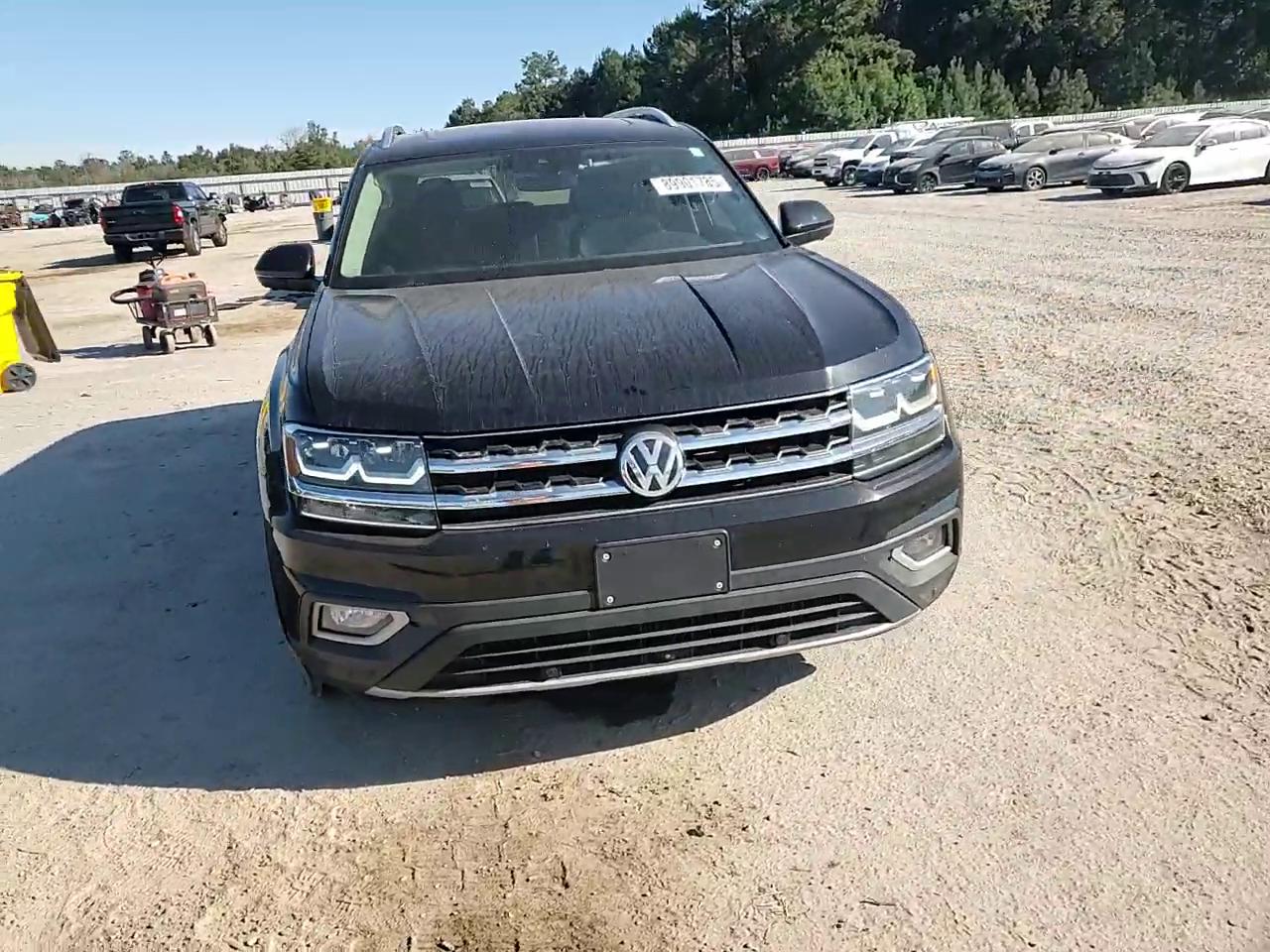 Фото: 1V2NR2CA5JC502416