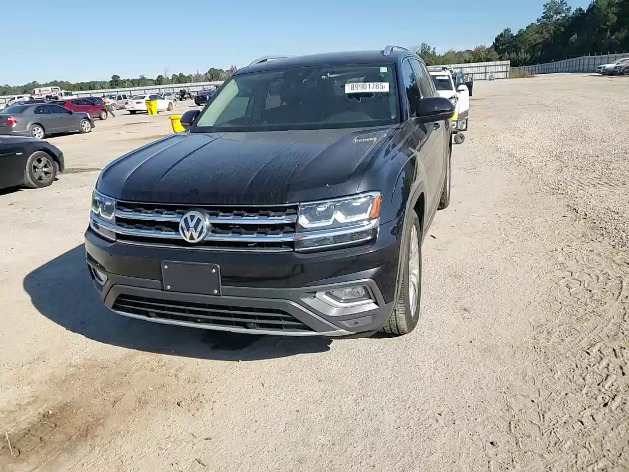 Фото: 1V2NR2CA5JC502416