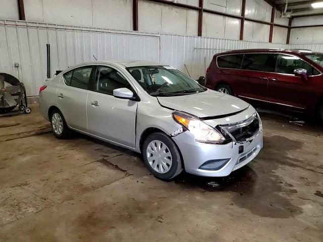 2018 Nissan Versa S VIN: 3N1CN7AP7JK439387 Lot: 82375275