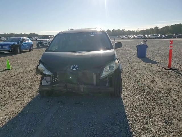 2011 Toyota Sienna Xle VIN: 5TDYK3DC2BS132468 Lot: 82339955