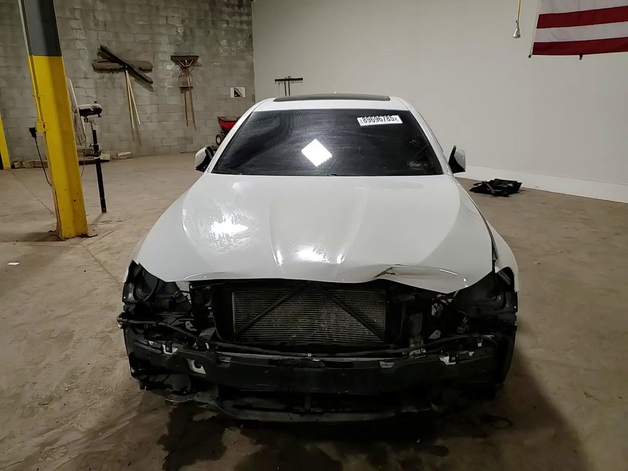 Фото: WBA5B3C50ED292786